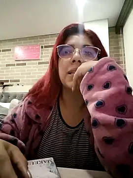 Snapshot of Rousse_Collinss chatting on December 2024 04:13:01 AM Rousse Collinss online show from December 2024 04:13:01 AM