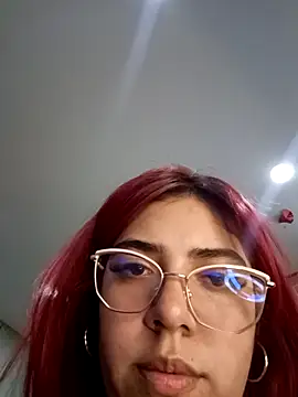 Snapshot of Rousse_Collinss chatting on November 2025 04:01:02 AM Rousse Collinss online show from November 2025 04:01:02 AM