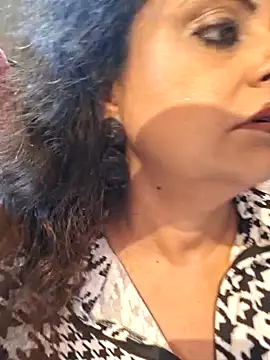 Snapshot of Maaya66 chatting on December 2024 05:00:01 PM Maaya66 online show from December 2024 05:00:01 PM