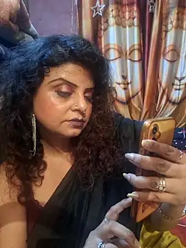 Snapshot of Maaya66 chatting on February 2025 07:14:02 PM Maaya66 online show from February 2025 07:14:02 PM