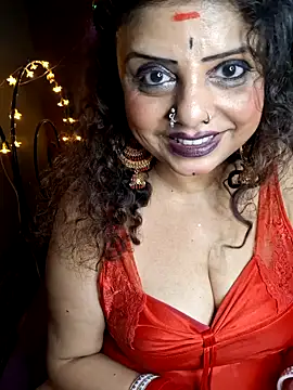 Snapshot of Maaya66 chatting on March 2025 07:06:02 PM Maaya66 online show from March 2025 07:06:02 PM