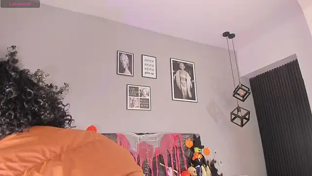 Snapshot of Katejordan chatting on October 2025 03:43:02 AM Katejordan online show from October 2025 03:43:02 AM