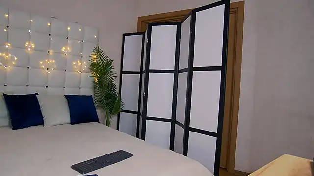 NicoleRosss online show from February 2025 10:03:02 AM