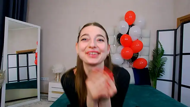 NicoleRosss online show from March 2025 12:02:02 PM