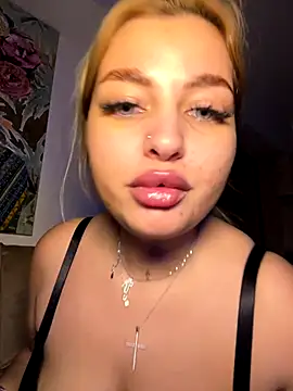 AllysonK online show from January 2026 03:03:02 PM