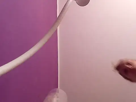 Snapshot of BritneyHudson chatting on November 2025 07:40:02 AM BritneyHudson online show from November 2025 07:40:02 AM