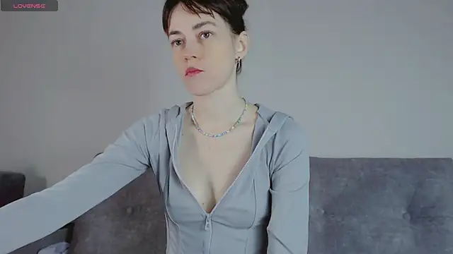 Snapshot of Amina_Barbarian chatting on January 2025 11:36:02 AM Amina Barbarian online show from January 2025 11:36:02 AM