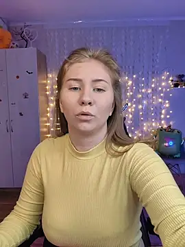 D0nna  online show from February 2026 11:38:02 PM