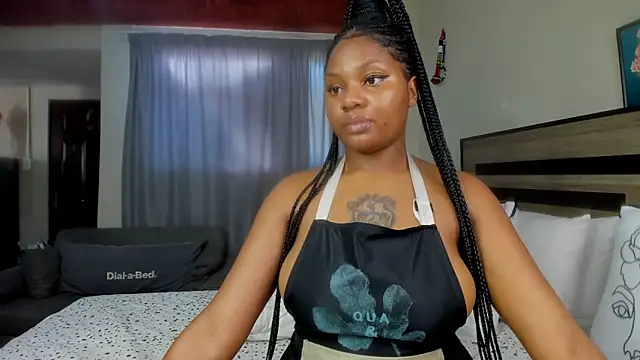 Snapshot of Renee-18 chatting on January 2025 05:16:01 AM Renee-18 online show from January 2025 05:16:01 AM