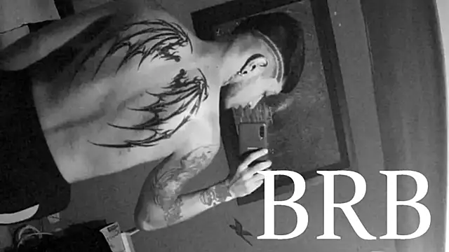 Snapshot of Dicaprioo_ chatting on December 2025 09:11:02 PM Dicaprioo online show from December 2025 09:11:02 PM