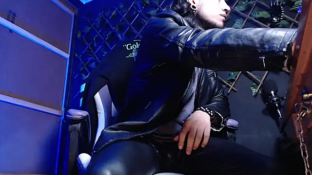 Snapshot of Dicaprioo_ chatting on January 2026 08:30:01 AM Dicaprioo online show from January 2026 08:30:01 AM