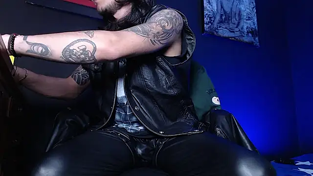 Snapshot of Dicaprioo_ chatting on February 2026 05:36:01 AM Dicaprioo online show from February 2026 05:36:01 AM