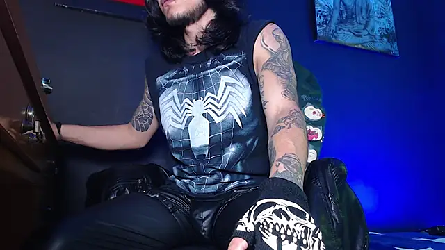 Snapshot of Dicaprioo_ chatting on February 2026 04:58:02 PM Dicaprioo online show from February 2026 04:58:02 PM