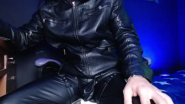 Snapshot of Dicaprioo_ chatting on February 2026 09:38:01 PM Dicaprioo online show from February 2026 09:38:01 PM