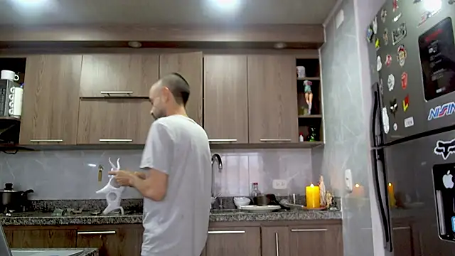 Snapshot of adan_eva960 chatting on February 2025 02:00:01 PM adan eva960 online show from February 2025 02:00:01 PM