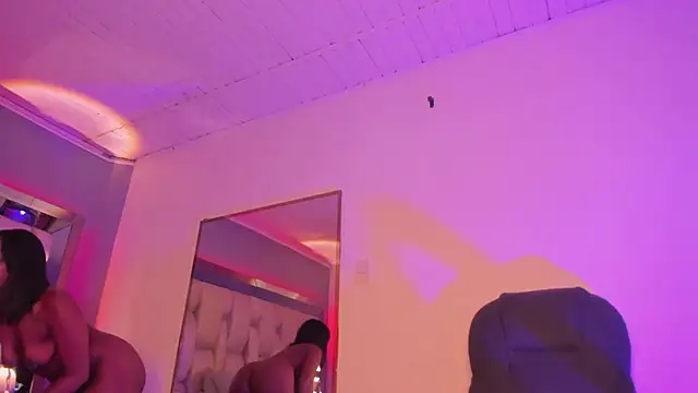 EmilyHaan online show from January 2025 02:17:01 AM