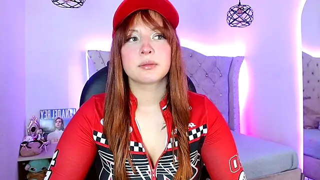 Snapshot of Charlotte_Jones__ chatting on December 2025 12:25:02 PM Charlotte Jones online show from December 2025 12:25:02 PM