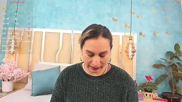 RubbyTaylor online show from April 2026 02:33:01 PM