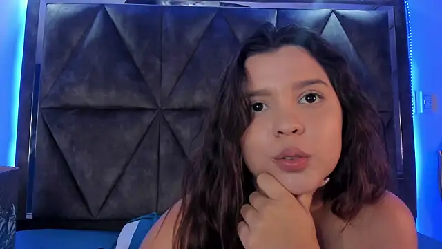 Elsalombardi  online show from February 2025 06:19:01 PM