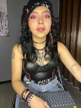 Snapshot of _Gothiccbitch_ chatting on January 2025 03:56:02 AM  Gothiccbitch  online show from January 2025 03:56:02 AM