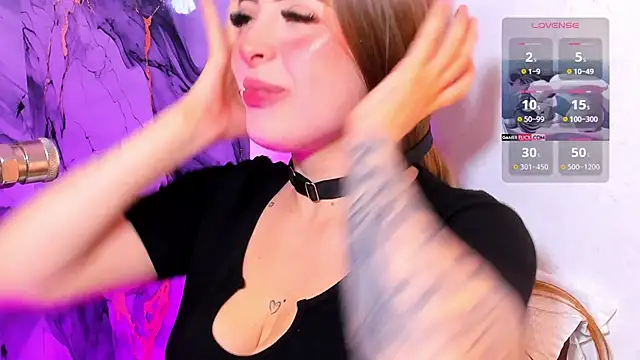 kristal blond online show from February 2026 04:24:01 AM