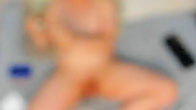 stillwild online show from February 2026 03:32:02 AM