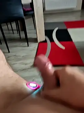 Szeltolo001 online show from February 2026 04:22:01 AM