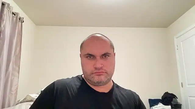 SluggishChase99 online show from February 2026 12:14:02 AM