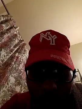 Snapshot of Dj-yefri-pauta chatting on February 2025 10:49:02 PM Dj-yefri-pauta online show from February 2025 10:49:02 PM