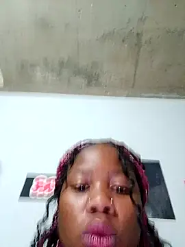 Snapshot of PerfectionBerrie chatting on November 2025 09:54:02 AM PerfectionBerrie online show from November 2025 09:54:02 AM