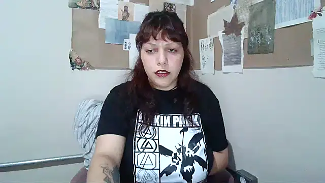 Snapshot of bbyedarling chatting on November 2025 09:32:01 PM bbyedarling online show from November 2025 09:32:01 PM