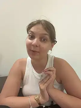 Snapshot of kitty_kat__ chatting on September 2025 10:55:02 PM kitty kat online show from September 2025 10:55:02 PM