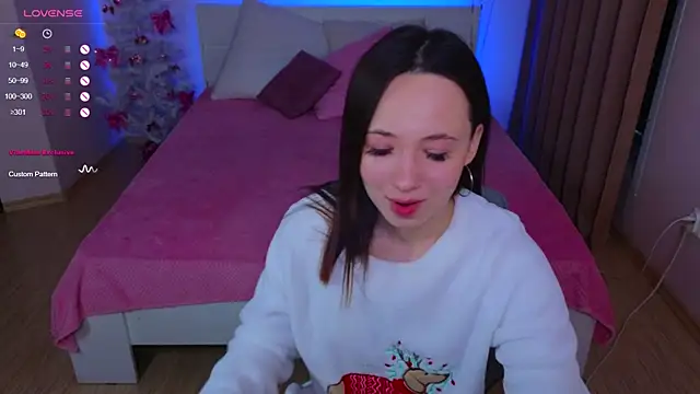 Hayle Hill online show from December 2024 07:59:02 AM