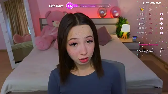 Hayle Hill online show from September 2025 02:44:01 AM