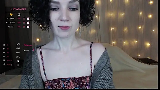 Snapshot of TinaWince chatting on December 2024 04:42:01 AM TinaWince online show from December 2024 04:42:01 AM