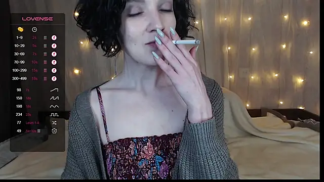 Snapshot of TinaWince chatting on December 2024 07:47:01 AM TinaWince online show from December 2024 07:47:01 AM