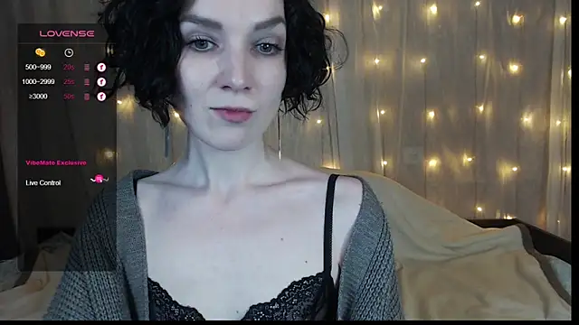 Snapshot of TinaWince chatting on December 2024 08:00:01 AM TinaWince online show from December 2024 08:00:01 AM