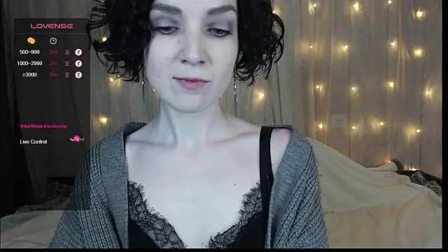 Snapshot of TinaWince chatting on December 2024 04:46:01 AM TinaWince online show from December 2024 04:46:01 AM