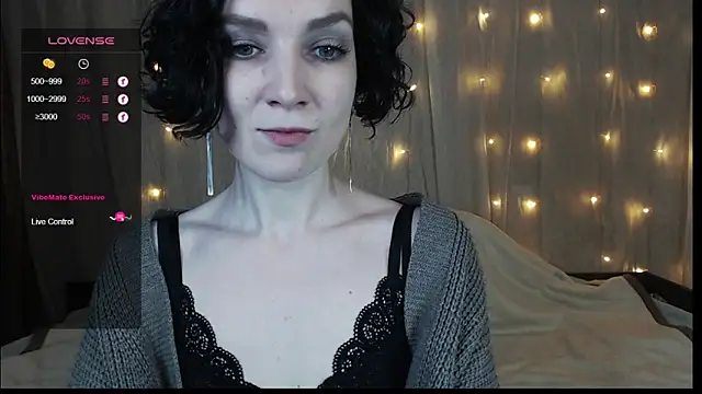 Snapshot of TinaWince chatting on December 2024 05:05:02 AM TinaWince online show from December 2024 05:05:02 AM