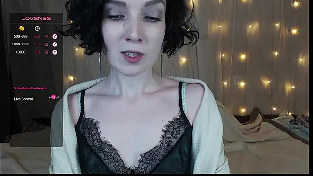 Snapshot of TinaWince chatting on December 2024 08:23:02 AM TinaWince online show from December 2024 08:23:02 AM