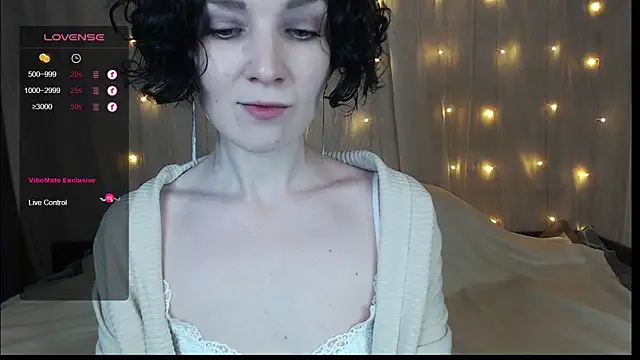 Snapshot of TinaWince chatting on December 2024 04:53:02 AM TinaWince online show from December 2024 04:53:02 AM