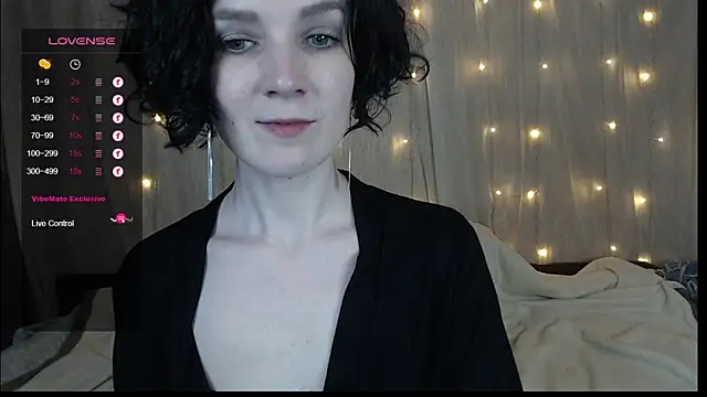 Snapshot of TinaWince chatting on December 2024 07:38:02 AM TinaWince online show from December 2024 07:38:02 AM