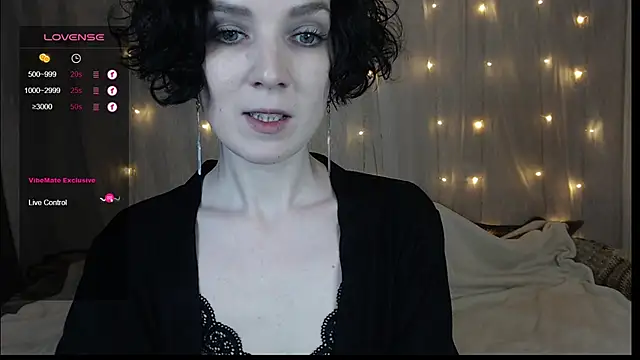 Snapshot of TinaWince chatting on December 2024 04:51:02 AM TinaWince online show from December 2024 04:51:02 AM