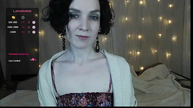 Snapshot of TinaWince chatting on December 2024 08:00:02 AM TinaWince online show from December 2024 08:00:02 AM