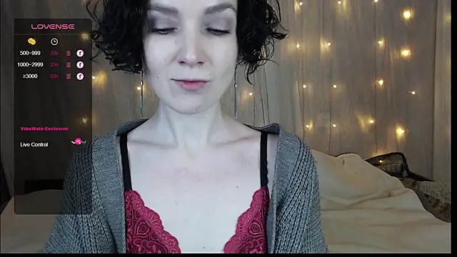 Snapshot of TinaWince chatting on January 2025 05:01:02 AM TinaWince online show from January 2025 05:01:02 AM