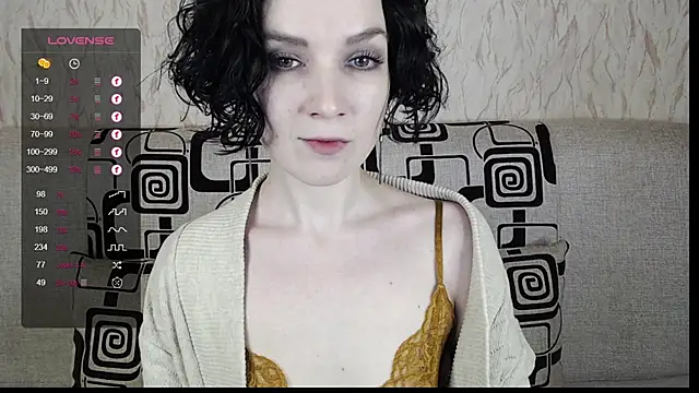 Snapshot of TinaWince chatting on February 2025 05:37:01 AM TinaWince online show from February 2025 05:37:01 AM