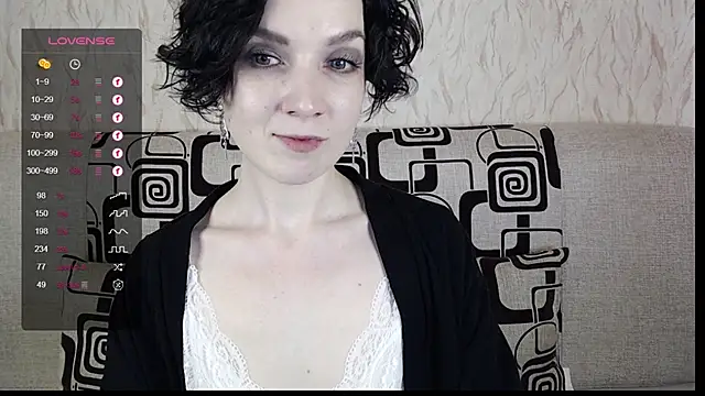 Snapshot of TinaWince chatting on February 2025 08:59:02 AM TinaWince online show from February 2025 08:59:02 AM