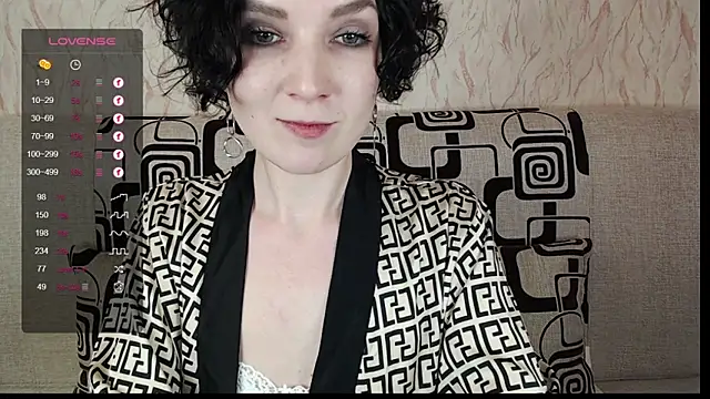 Snapshot of TinaWince chatting on March 2025 08:43:01 AM TinaWince online show from March 2025 08:43:01 AM