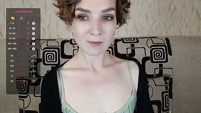 Snapshot of TinaWince chatting on September 2025 05:40:01 AM TinaWince online show from September 2025 05:40:01 AM