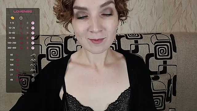 Snapshot of TinaWince chatting on September 2025 04:44:01 AM TinaWince online show from September 2025 04:44:01 AM